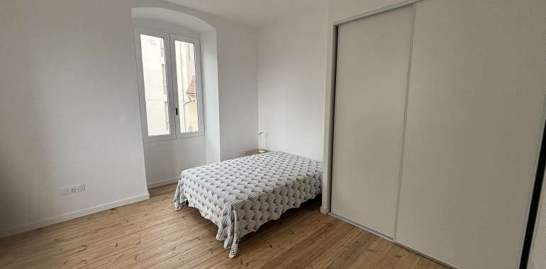 Photo 2 du bien APPARTEMENT T2 MEUBLE CENTRE VILLE CORTE